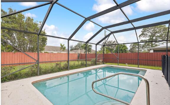634 SE Preston Ln in Port St. Lucie, FL - Building Photo