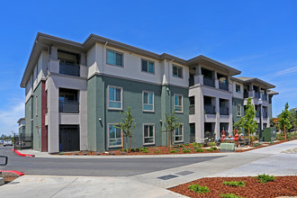 Curtis Park Court Senior Apartments in Sacramento, CA - Building Photo - Building Photo