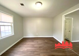 1632 Winfield Rd in Memphis, TN - Building Photo - Building Photo