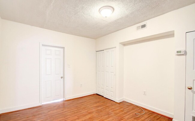 2306 Fleet St, Unit 2 in Baltimore, MD - Building Photo - Building Photo