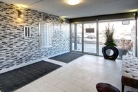 Birchcrest Estates in Calgary, AB - Building Photo - Lobby