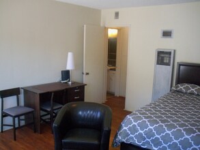 4335 Don Tomaso Dr in Los Angeles, CA - Building Photo - Building Photo