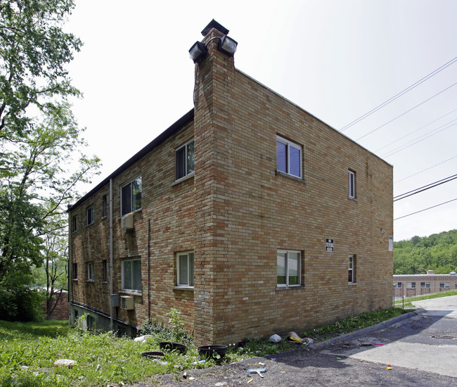 2504 White St in Cincinnati, OH - Building Photo - Building Photo