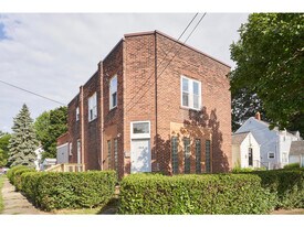 1214 Beardsley St, Unit B in Akron, OH - Building Photo