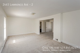 2463 Lawrence Ave in Toledo, OH - Building Photo - Building Photo