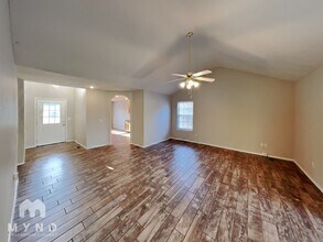 711 N Jonathan Ave in Springfield, MO - Building Photo - Building Photo