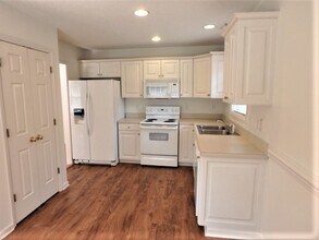 6912 Springer Rd in Wilmington, NC - Building Photo - Building Photo