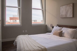 225 E Michigan St in Milwaukee, WI - Building Photo - Building Photo