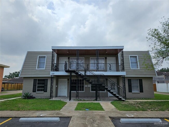 property at 1113 Shasta Ave