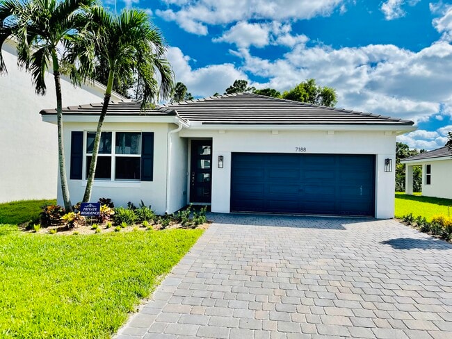 7188 Trotwood Ln in Jupiter, FL - Building Photo - Building Photo