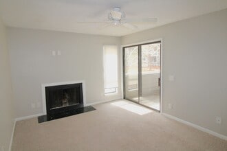 3215 Heathstead Place in Charlotte, NC - Building Photo - Building Photo