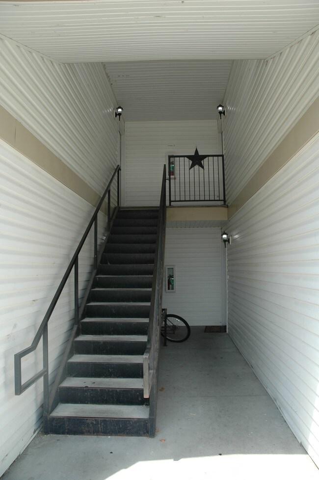 135 N Sea Fury Ln in Boise, ID - Building Photo - Building Photo
