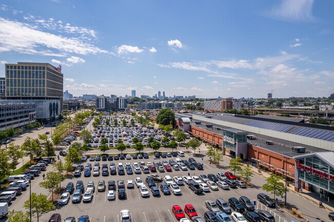 Alloy at Assembly Row in Somerville, MA - Building Photo - Building Photo