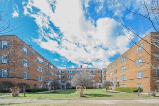 524 Michigan Ave in Evanston, IL - Building Photo