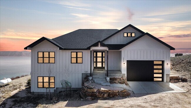 1237 Sculpin Loop in Garden City, UT - Building Photo - Building Photo