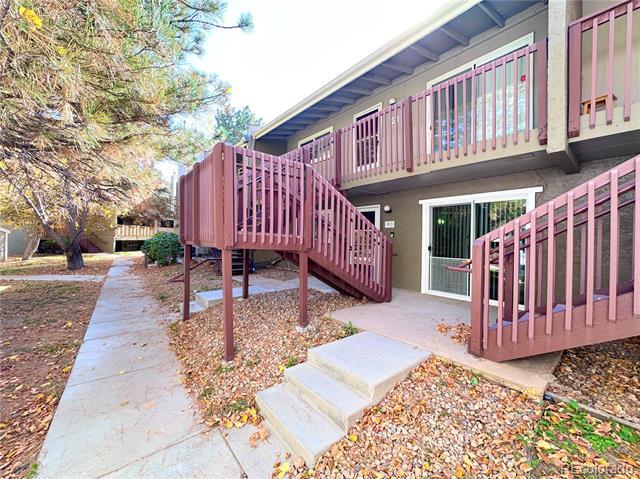 5300 E Cherry Creek S Dr in Denver, CO - Building Photo