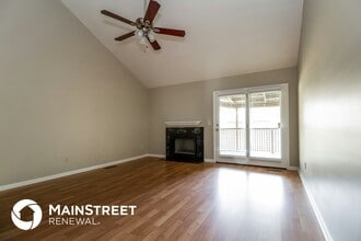 516 Church Ln in Louisville, KY - Foto de edificio - Building Photo