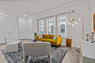 865 Limmer Loop in Hutto, TX - Building Photo - Building Photo