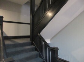 245 W North Ave, Unit 110 in Chicago, IL - Building Photo