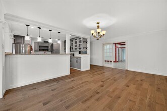 5039 Shadowridge Dr in Houston, TX - Building Photo - Building Photo