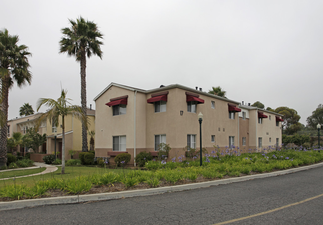 Positano Apartments in Santa Barbara, CA - Building Photo