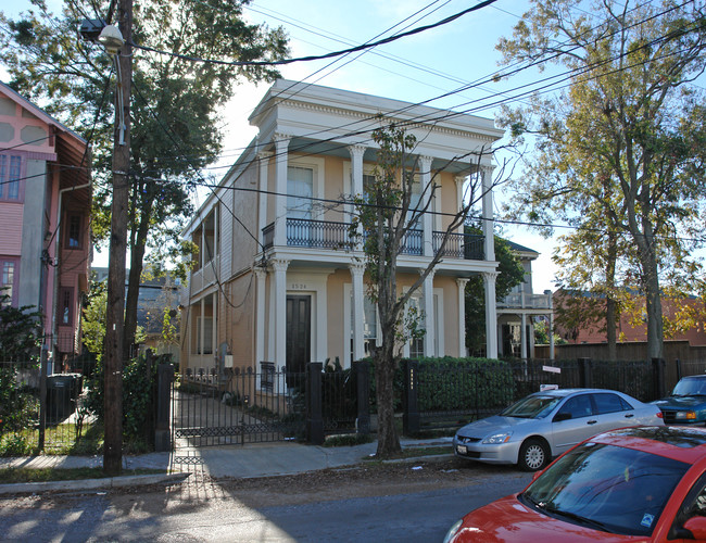 1524 Euterpe St in New Orleans, LA - Building Photo - Building Photo