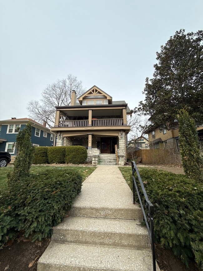 3704 Jefferson St, Unit 2 in Kansas City, MO - Foto de edificio - Building Photo