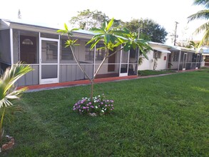 2617 Lincoln St in Hollywood, FL - Foto de edificio - Interior Photo