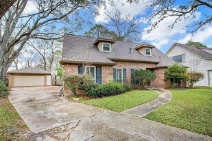 11426 Cold Spring Dr in Houston, TX - Building Photo