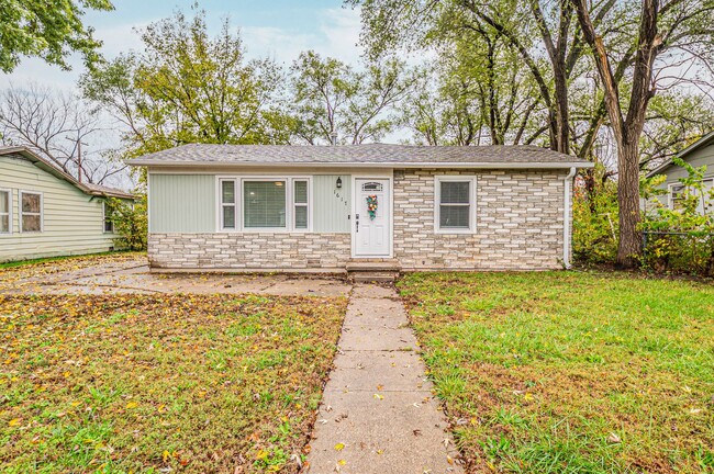 property at 1617 Westwood Blvd