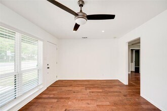 1813 Ohlen Rd in Austin, TX - Building Photo - Building Photo