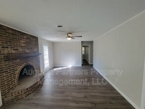 119 Sunnywood Dr in Martinez, GA - Foto de edificio - Building Photo