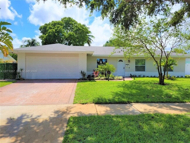property at 735 Tradewind Dr
