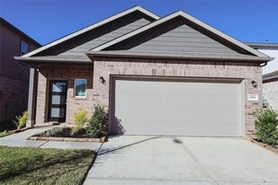 8494 Sweet Cherry Ln in Magnolia, TX - Building Photo