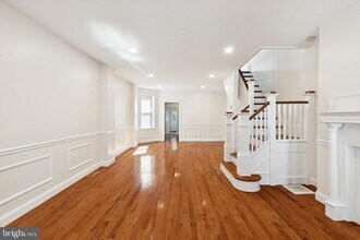 2348 E Allegheny Ave in Philadelphia, PA - Building Photo - Building Photo