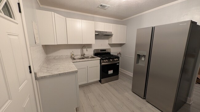 208 Spencer Pl in Niceville, FL - Building Photo - Building Photo