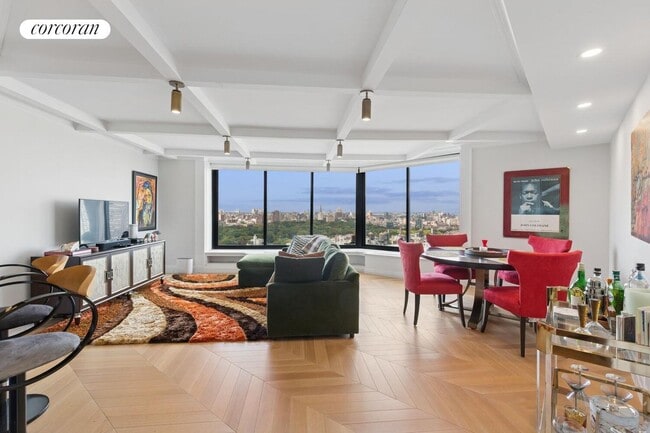 property at 40 E 94th St