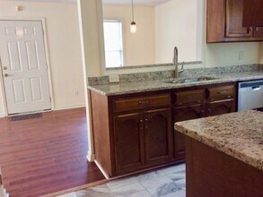 1002 Wyndham Ln in Helena, AL - Building Photo - Building Photo