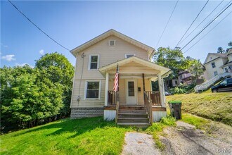 21 View Terrace in Ilion, NY - Building Photo - Building Photo