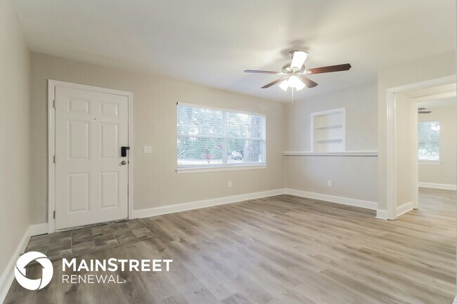1308 S Locust Ave in Sanford, FL - Building Photo - Building Photo