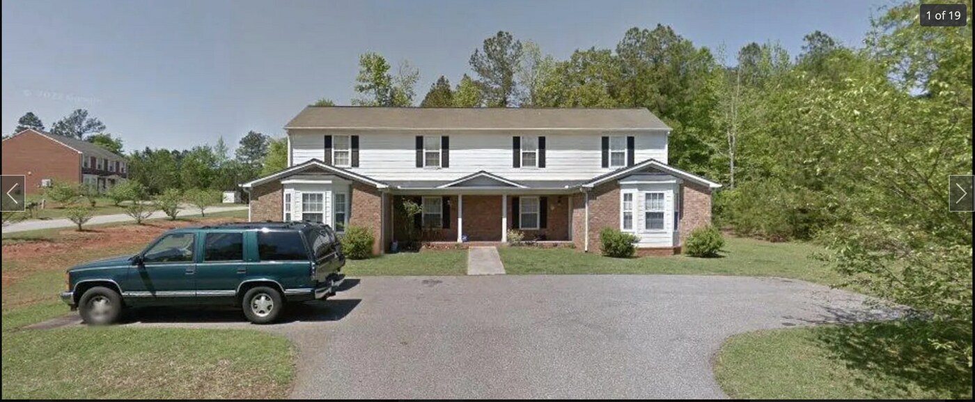 122 Bach Dr in Winterville, GA - Building Photo