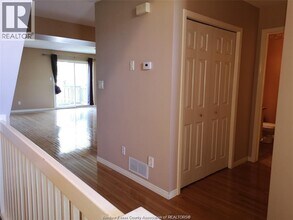 1536 Lovell Crescent in Lasalle, ON - Building Photo - Building Photo