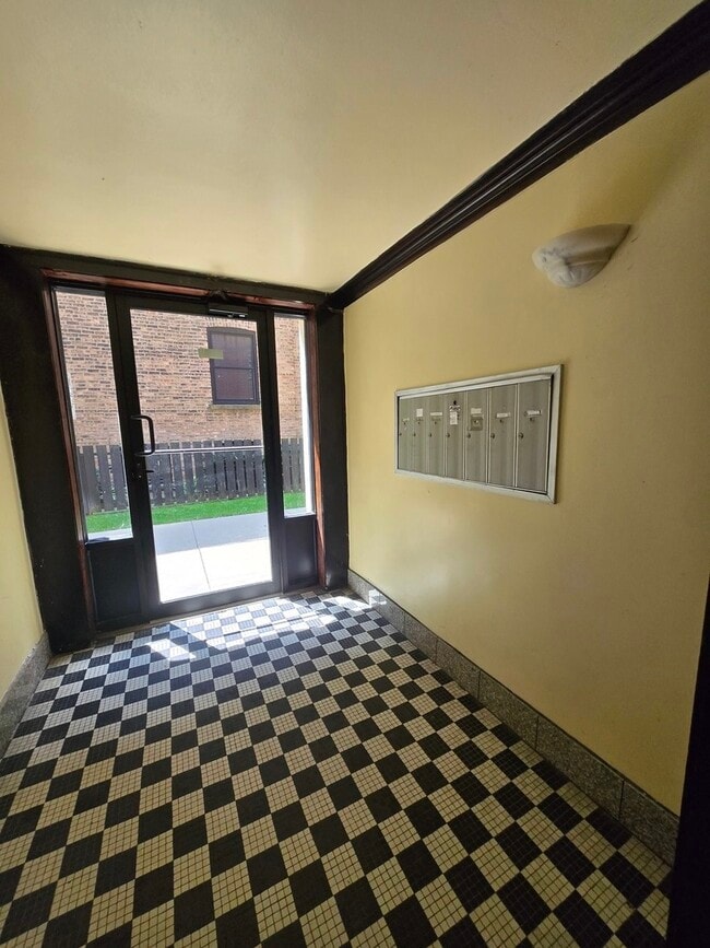 6238 N Magnolia Ave in Chicago, IL - Building Photo - Building Photo