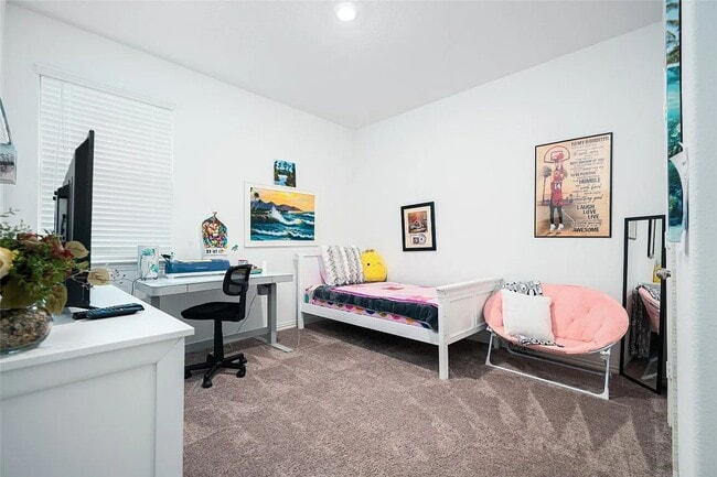 property at 635 Beltrand Ln