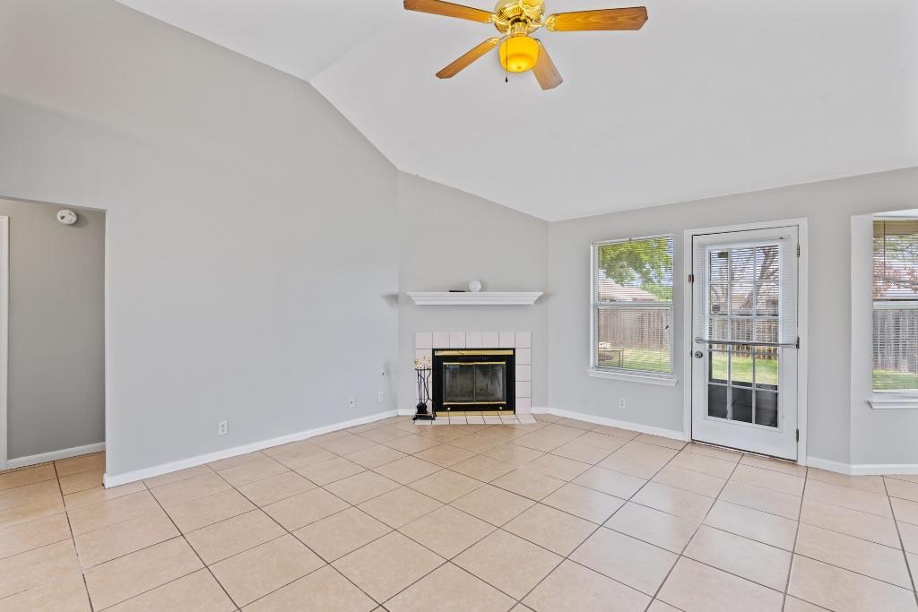 604 Maplecreek Dr in Leander, TX - Building Photo