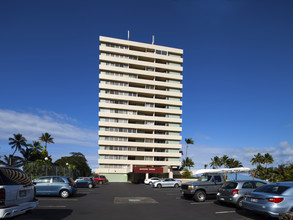 Bayshore Towers in Hilo, HI - Building Photo - Building Photo