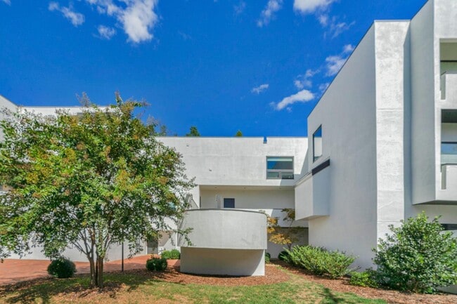 501 Fenton Pl in Charlotte, NC - Building Photo - Building Photo