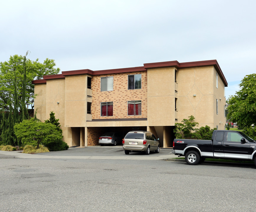 Armour House in Seattle, WA - Building Photo