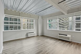 55 E Lake St in Chicago, IL - Building Photo