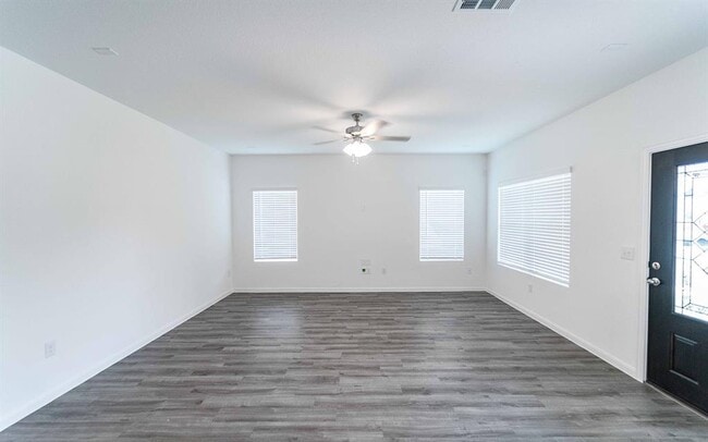 219 Tokalaun Dr in Hutto, TX - Building Photo - Building Photo